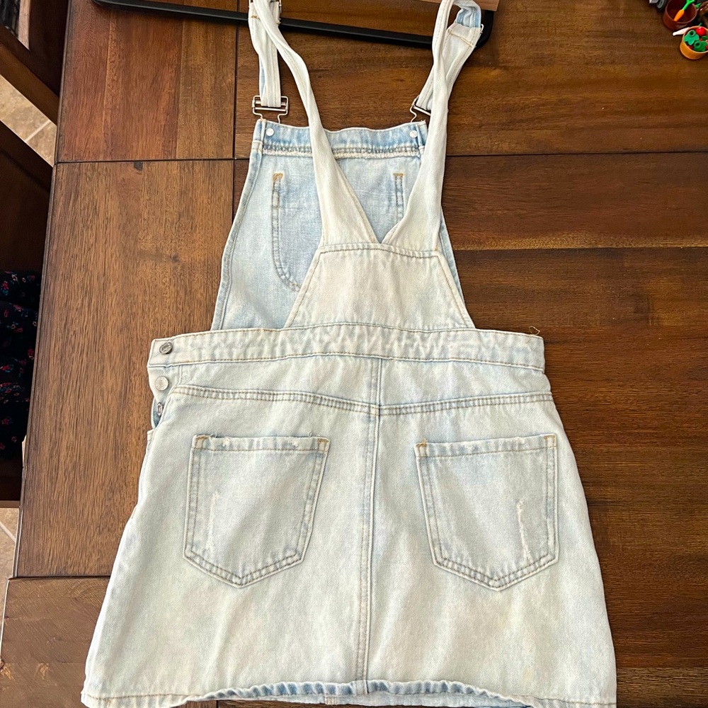Light blue overall dress - Picture 2 of 3